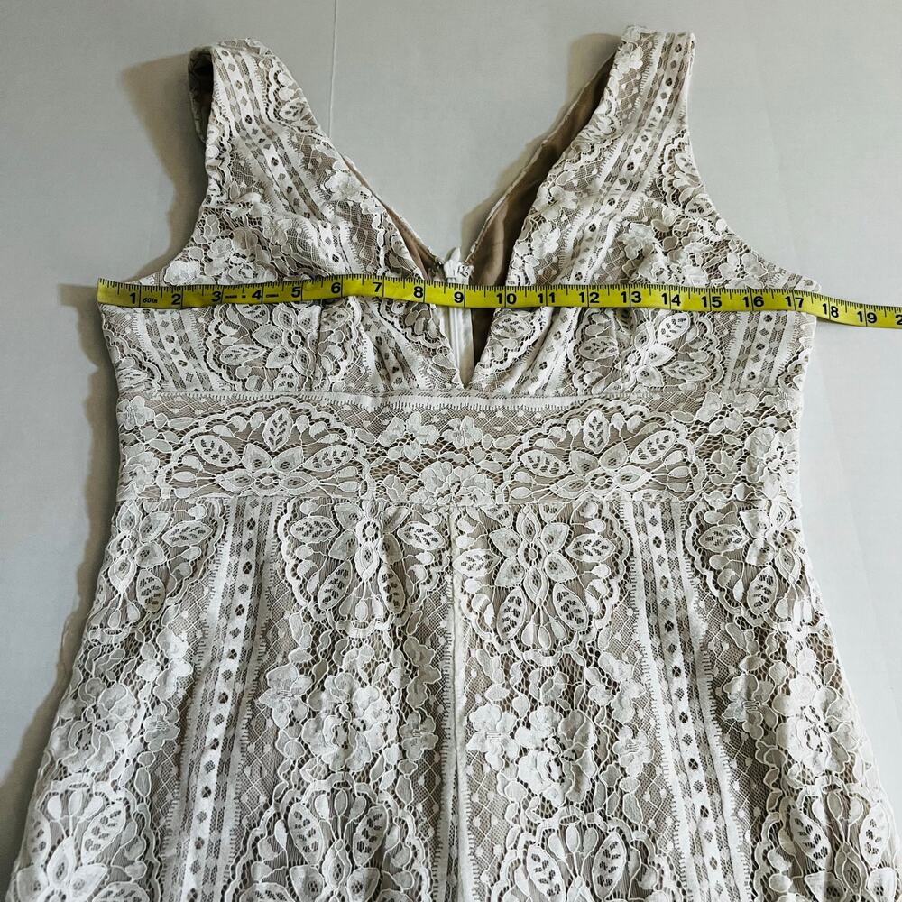 Fashion Nova So In Love Lace Sleeveless Jumpsuit Size L Large Ivory - Picture 6 of 8